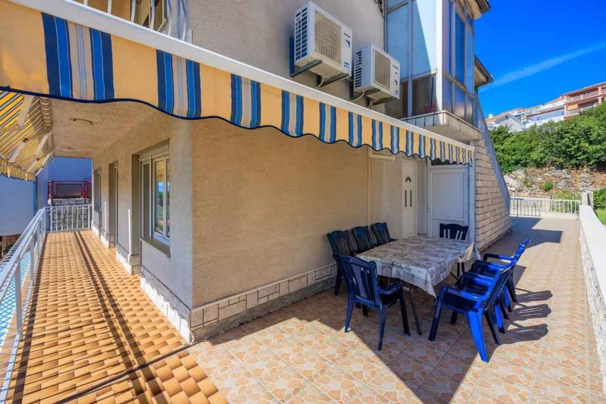 Four-Bedroom Apartment In Crikvenica II Екстериор снимка