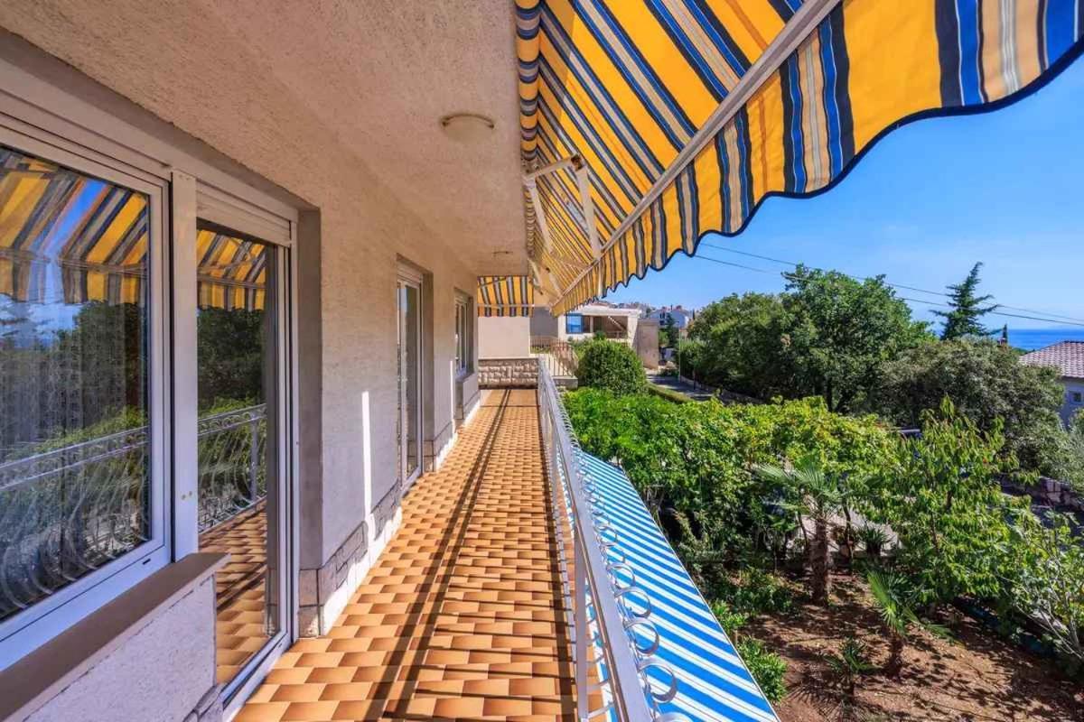 Four-Bedroom Apartment In Crikvenica II Екстериор снимка