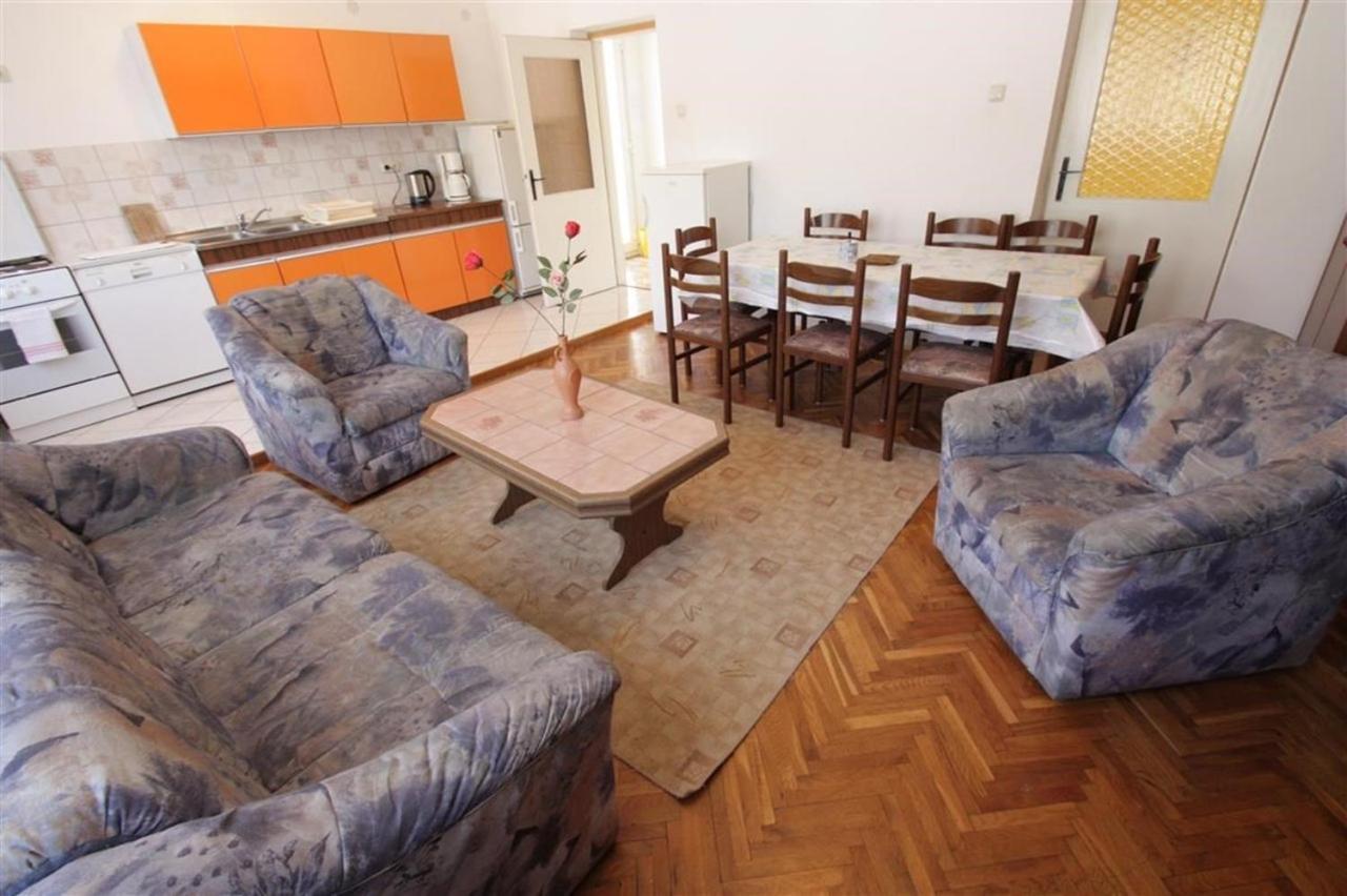 Four-Bedroom Apartment In Crikvenica II Екстериор снимка